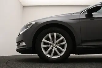Volkswagen Passat, 1.6, 88 kW, diesel, automatic, front-wheel drive