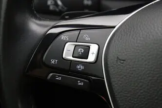 Volkswagen Passat, 1.6, 88 kW, diesel, automatic, front-wheel drive