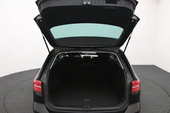 Volkswagen Passat, 1.6, 88 kW, diesel, automatic, front-wheel drive