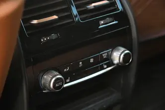BMW 530, 3.0, 210 kW, гибрид, автомат, полный привод