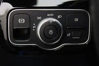 Mercedes-Benz CLA 200, 2.0, 110 kW, diesel, automatic, front-wheel drive