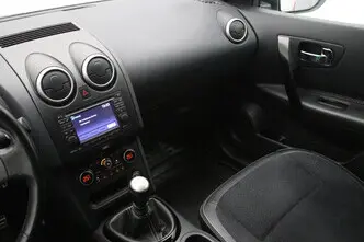 Nissan Qashqai, 1.6, 96 kW, дизель, механическая, передний привод