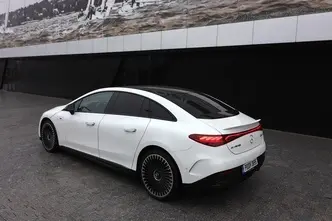 Mercedes-Benz EQE, 350 kW, electric, automatic, four-wheel drive