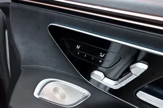 Mercedes-Benz EQE, 350 kW, electric, automatic, four-wheel drive