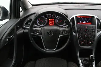 Opel Astra, 1.6, 81 kW, дизель, механическая, передний привод
