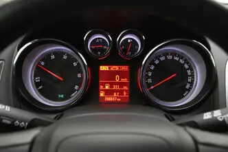 Opel Astra, 1.6, 81 kW, дизель, механическая, передний привод