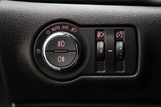 Opel Astra, 1.6, 81 kW, дизель, механическая, передний привод