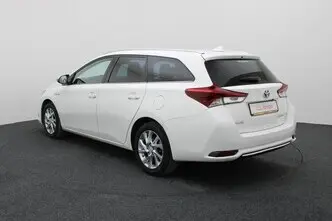 Toyota Auris, 1.8, 73 kW, hybrid, automatic, front-wheel drive