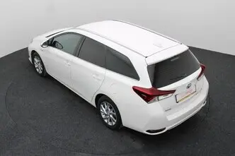 Toyota Auris, 1.8, 73 kW, hybrid, automatic, front-wheel drive