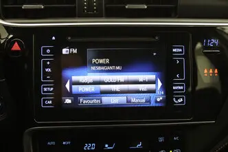 Toyota Auris, 1.8, 73 kW, hybrid, automatic, front-wheel drive