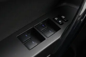 Toyota Auris, 1.8, 73 kW, hybrid, automatic, front-wheel drive