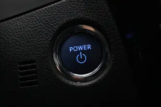 Toyota Auris, 1.8, 73 kW, hybrid, automatic, front-wheel drive