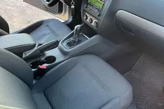 Volkswagen Jetta, 1.4, 92 kW, bensiin, automaat, esivedu