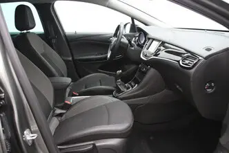 Opel Astra, 1.5, 77 kW, diesel, manual, front-wheel drive