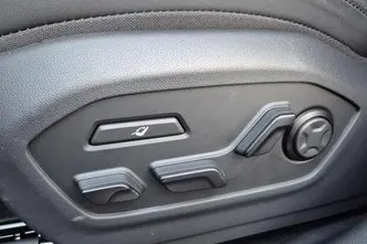 Hyundai Santa Fe, 1.6, 117.6 kW, гибрид, автомат, полный привод