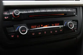 BMW 320, 2.0, 135 kW, bensiin, automaat, tagavedu