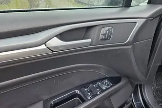 Ford Mondeo, 2.0, 132 kW, diesel, automatic, four-wheel drive