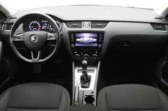 Škoda Octavia, 1.6, 85 kW, дизель, автомат, передний привод