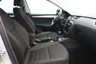 Škoda Octavia, 1.6, 85 kW, дизель, автомат, передний привод