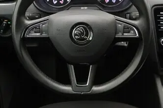 Škoda Octavia, 1.6, 85 kW, дизель, автомат, передний привод