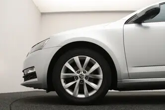 Škoda Octavia, 1.6, 85 kW, дизель, автомат, передний привод