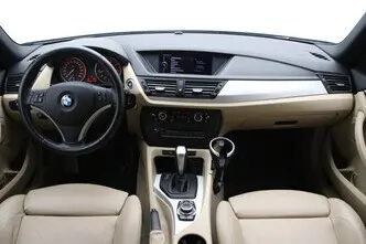 BMW X1, 2.0, 110 kW, бензин, автомат, задний привод