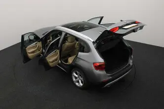 BMW X1, 2.0, 110 kW, бензин, автомат, задний привод
