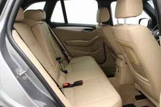 BMW X1, 2.0, 110 kW, бензин, автомат, задний привод