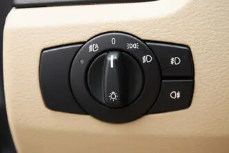 BMW X1, 2.0, 110 kW, бензин, автомат, задний привод