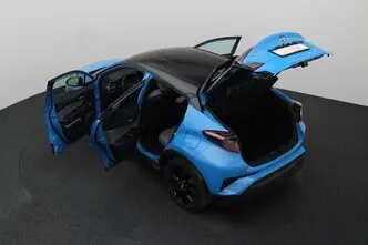 Toyota C-HR, 1.8, 90 kW, гибрид, автомат, передний привод