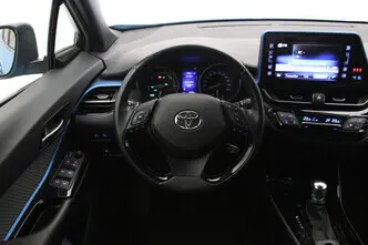 Toyota C-HR, 1.8, 90 kW, гибрид, автомат, передний привод