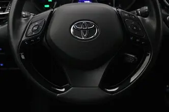 Toyota C-HR, 1.8, 90 kW, гибрид, автомат, передний привод