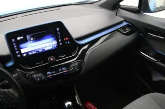 Toyota C-HR, 1.8, 90 kW, гибрид, автомат, передний привод