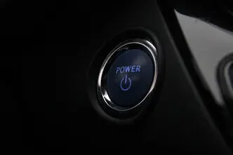 Toyota C-HR, 1.8, 90 kW, гибрид, автомат, передний привод