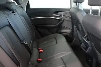 Audi Q8 e-tron, 158 kW, elekter, automaat, nelikvedu