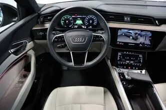 Audi Q8 e-tron, 158 kW, electric, automatic, four-wheel drive