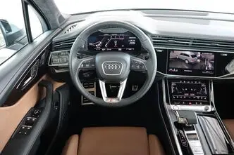 Audi SQ7, 4.0, 320 kW, дизель, автомат, полный привод