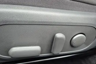 Hyundai Kona, 1.6, 77.2 kW, hübriid, automaat, esivedu
