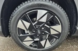 Hyundai Kona, 1.6, 77.2 kW, hübriid, automaat, esivedu