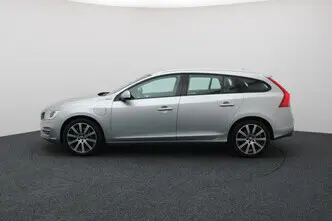 Volvo V60, 2.4, 120 kW, plug-in hybrid, automatic, four-wheel drive