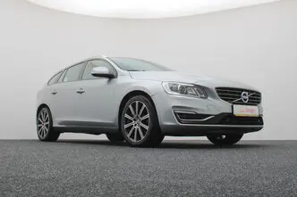 Volvo V60, 2.4, 120 kW, plug-in hybrid, automatic, four-wheel drive