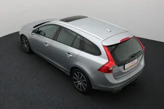 Volvo V60, 2.4, 120 kW, plug-in hybrid, automatic, four-wheel drive