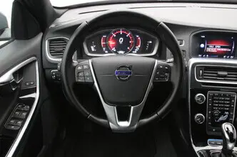 Volvo V60, 2.4, 120 kW, plug-in hybrid, automatic, four-wheel drive