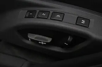 Volvo V60, 2.4, 120 kW, plug-in hybrid, automatic, four-wheel drive