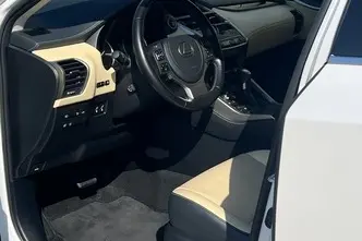 Lexus NX 300h, 2.5, 114 kW, hübriid, automaat, nelikvedu