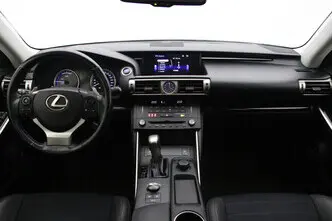 Lexus IS 300, 2.5, 133 kW, гибрид, автомат, задний привод