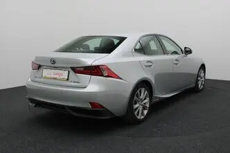 Lexus IS 300, 2.5, 133 kW, гибрид, автомат, задний привод