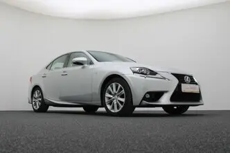 Lexus IS 300, 2.5, 133 kW, гибрид, автомат, задний привод