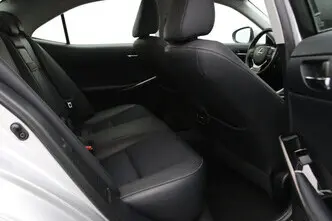 Lexus IS 300, 2.5, 133 kW, гибрид, автомат, задний привод