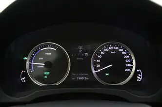 Lexus IS 300, 2.5, 133 kW, гибрид, автомат, задний привод